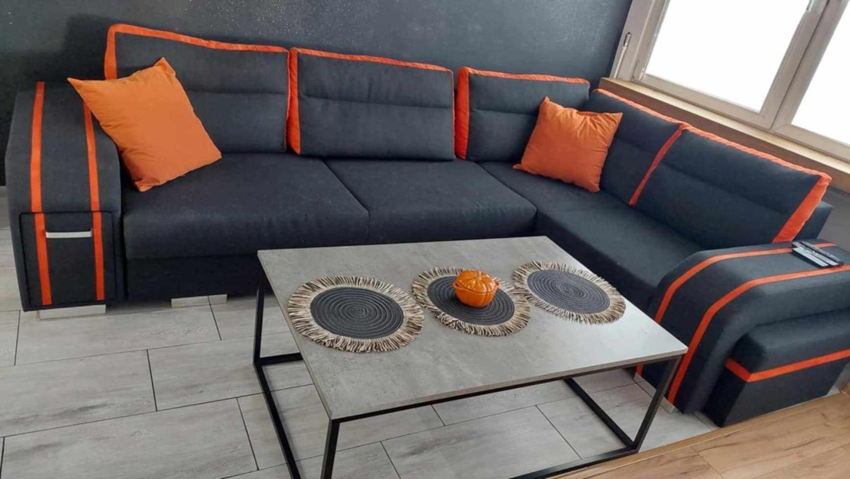 Ekskluzywny Apartament W Centrum Z Klimatyzacja I Balkonem Lubiń Kültér fotó
